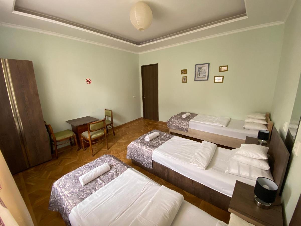 Aloft House Hotell Kutaisi Eksteriør bilde