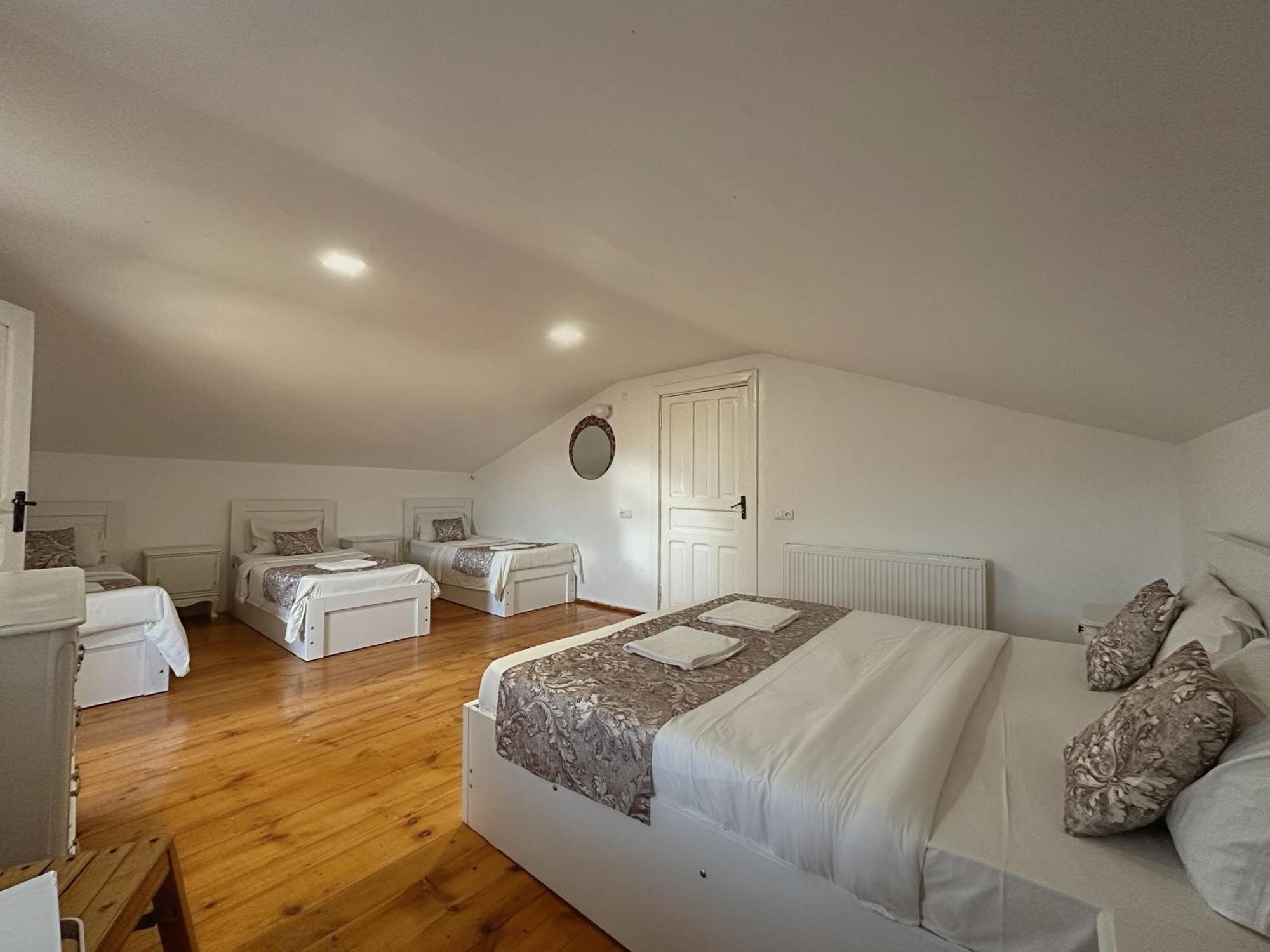 Aloft House Hotell Kutaisi Eksteriør bilde