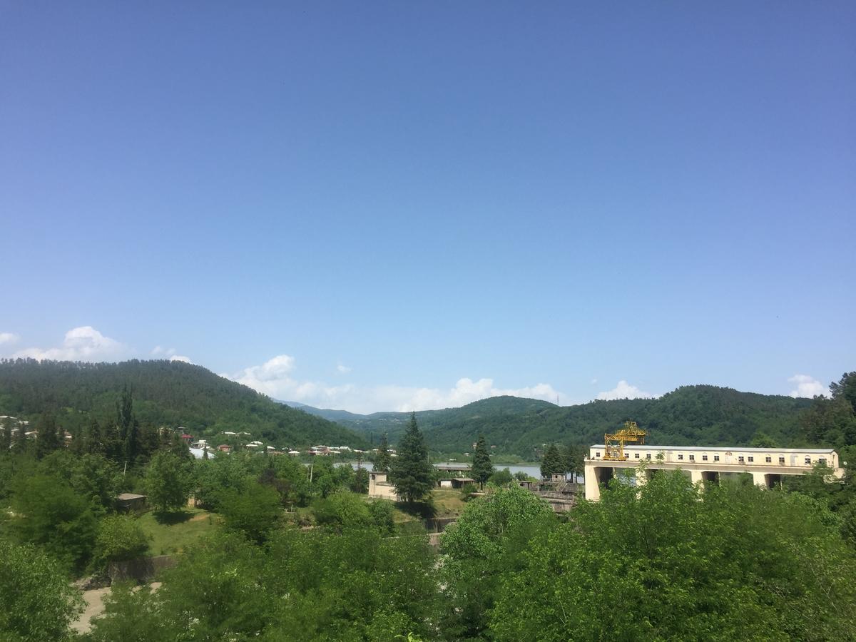 Aloft House Hotell Kutaisi Eksteriør bilde